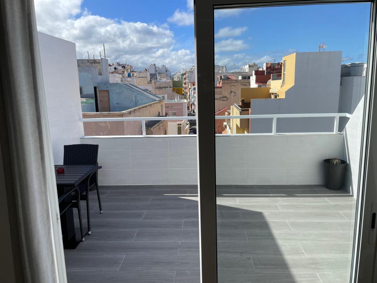 Atico A 200 Metros De La Playa Apartment *